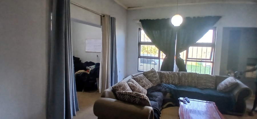 3 Bedroom Property for Sale in Uitenhage Rural Eastern Cape